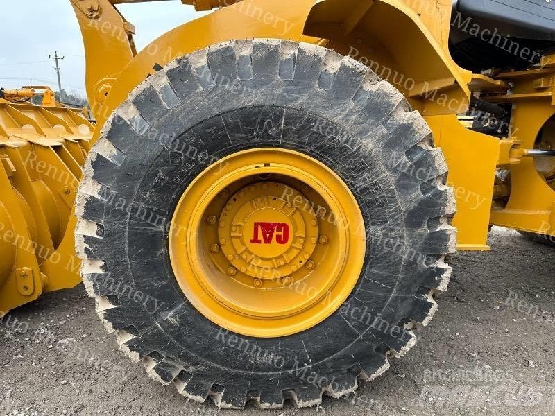 CAT 966H لوادر بعجل