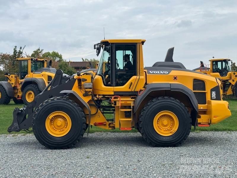 Volvo L 110 H لوادر بعجل