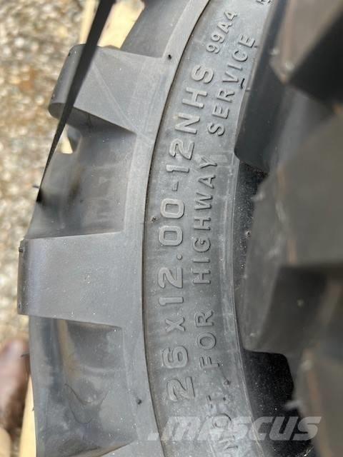 Iseki WHEELS & TYRES الإطارات والعجلات والحافات