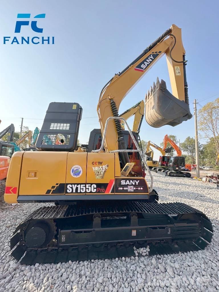 Sany SY 155 C حفارات زحافة