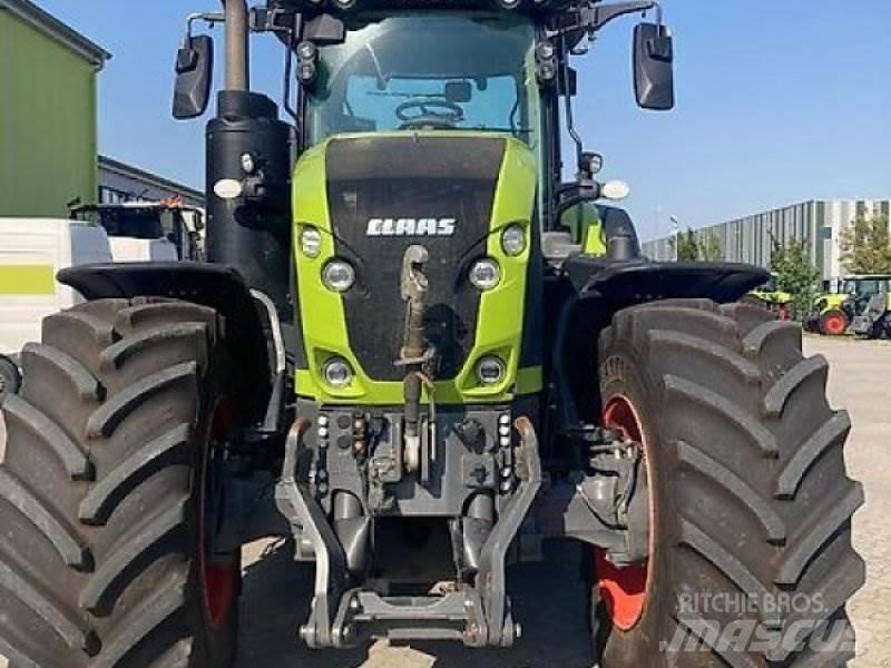 CLAAS Axion 930 الجرارات