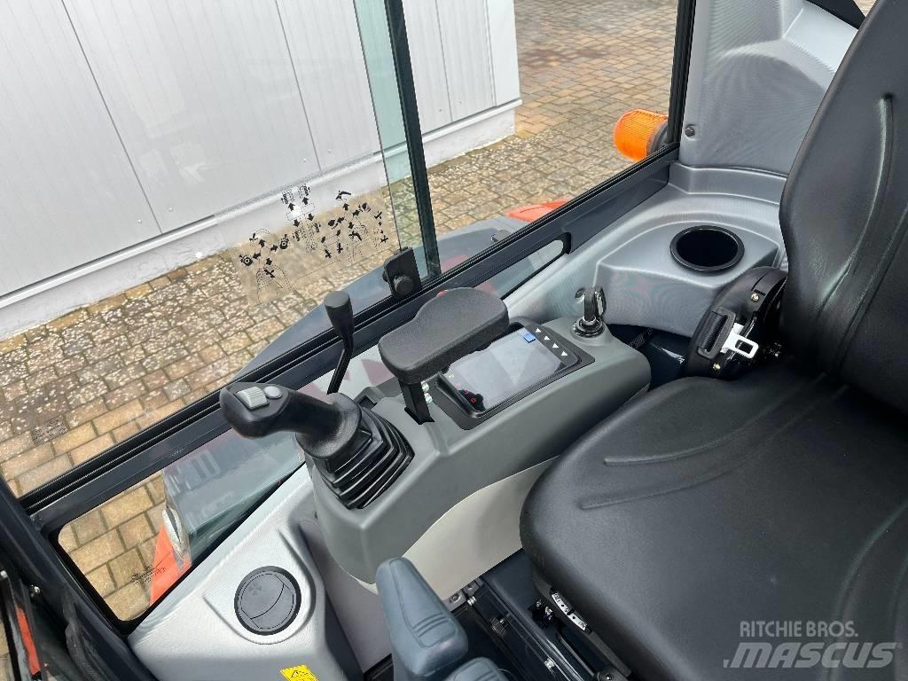 Atlas AC 25 UF حفارات صغيرة أقل من 7 طن (حفارات صغيرة)