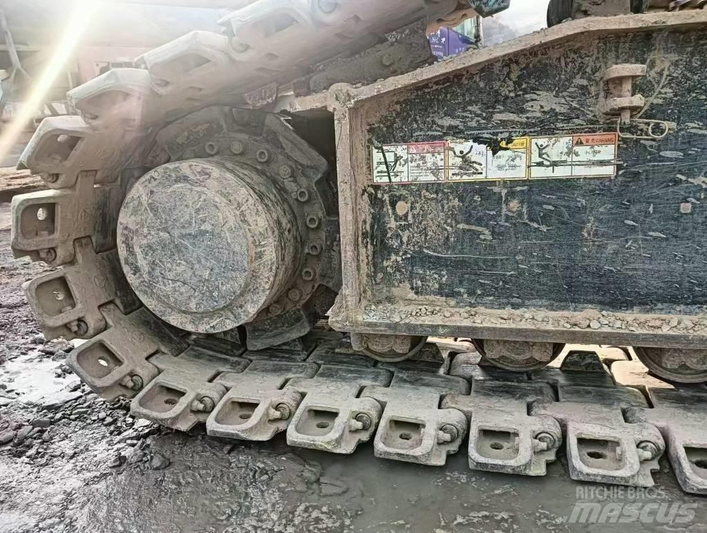 Sany SCC 750 E رافعات مجنزرة