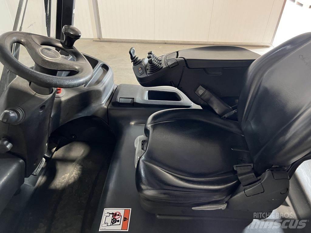 Linde E30L-01 شاحنات ذات رافعات شوكية تعمل بالكهرباء