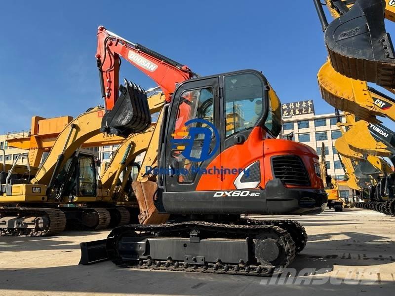 Doosan DX 60 حفارات صغيرة أقل من 7 طن (حفارات صغيرة)