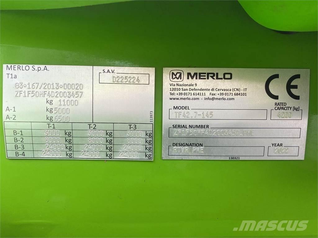 Merlo TF42.7 معدات مناولة لأغراض الزراعة