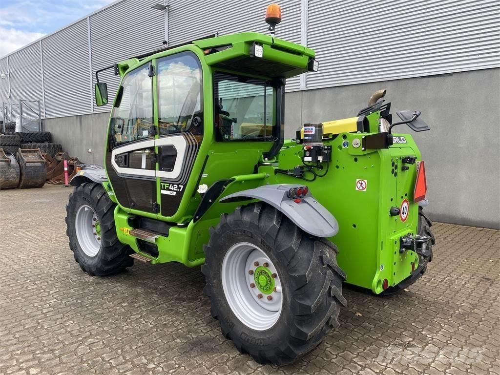 Merlo TF42.7 معدات مناولة لأغراض الزراعة