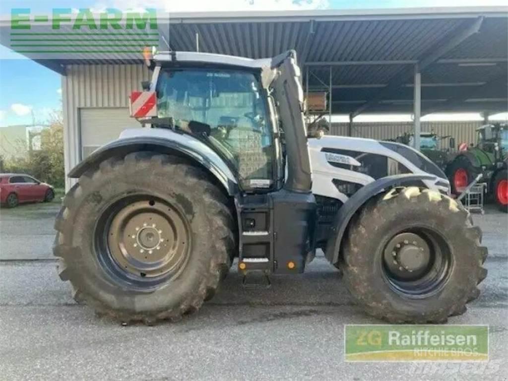 Valtra q265 الجرارات