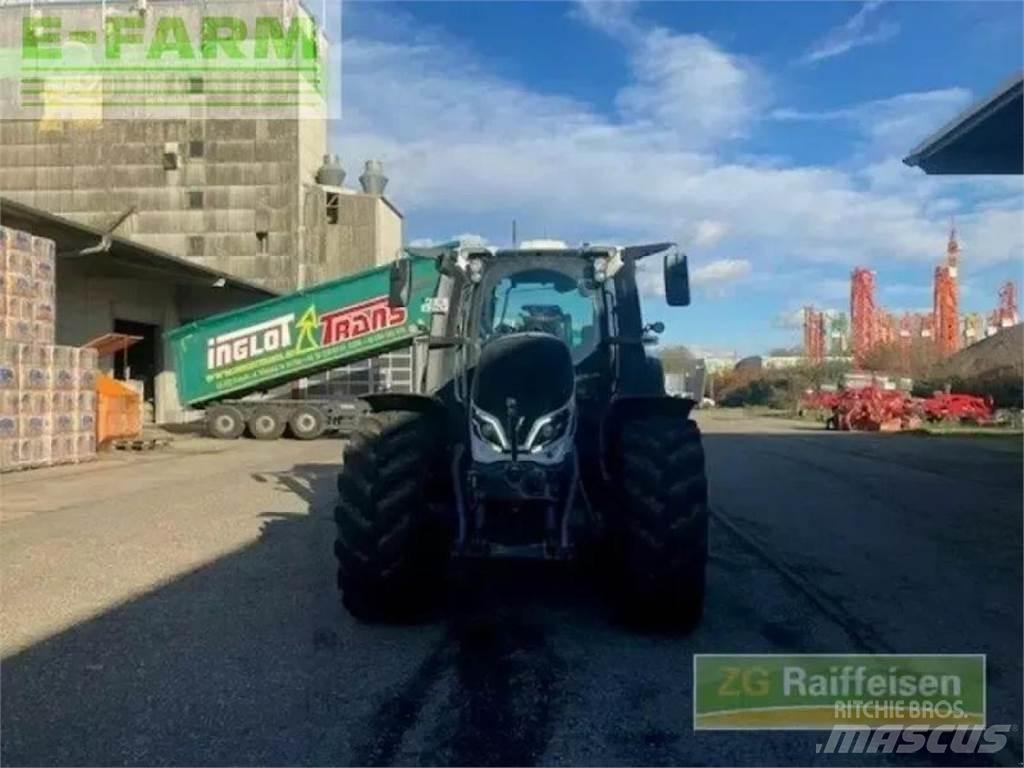 Valtra q265 الجرارات