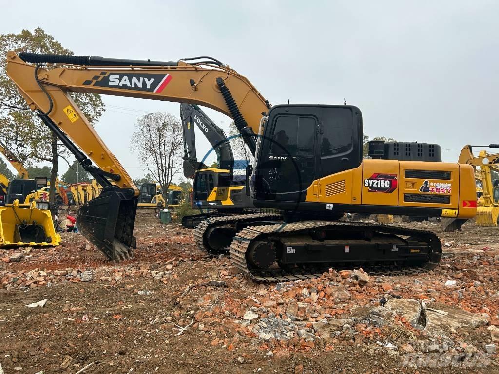 Sany SY 215 C حفارات زحافة