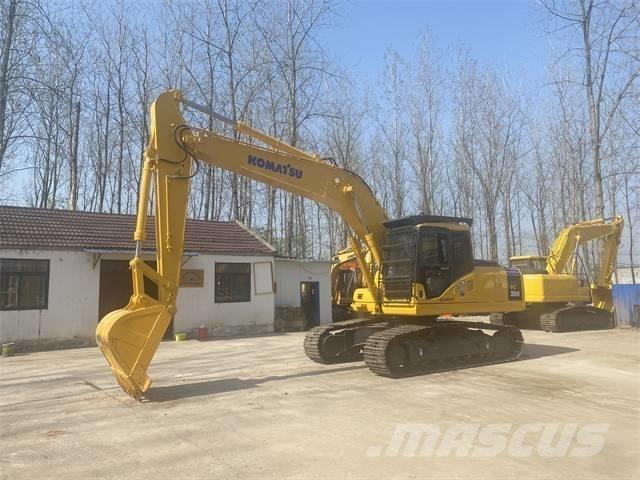 Komatsu PC200-7 حفارات زحافة