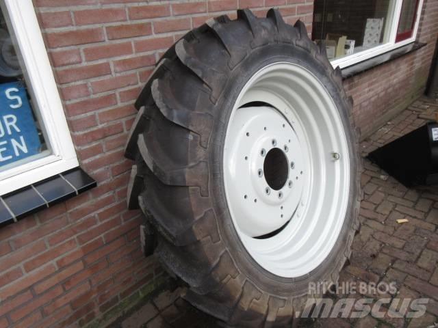 Michelin 13.6/38 الإطارات والعجلات والحافات