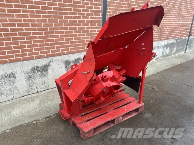 Peecon SM55 الكاسحات وقلابات التربة ذات المحركات