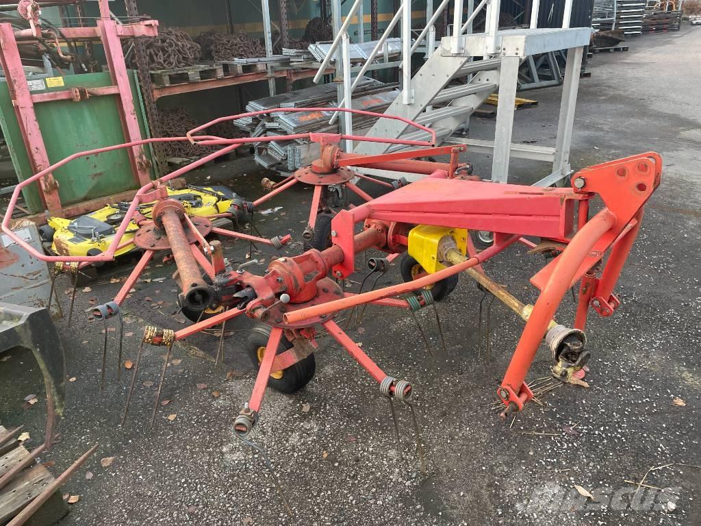 Taarup Vändare مكابس وميبسات التبن