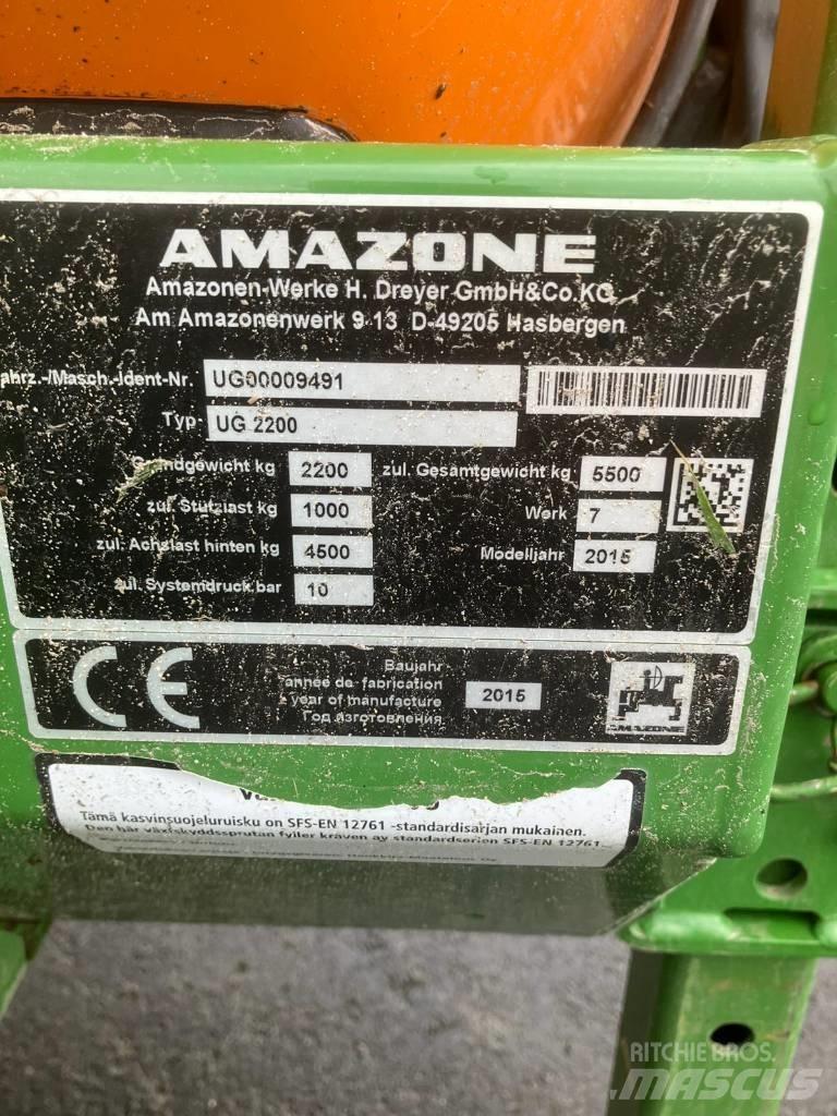 Amazone UG 2200 الرشاشات