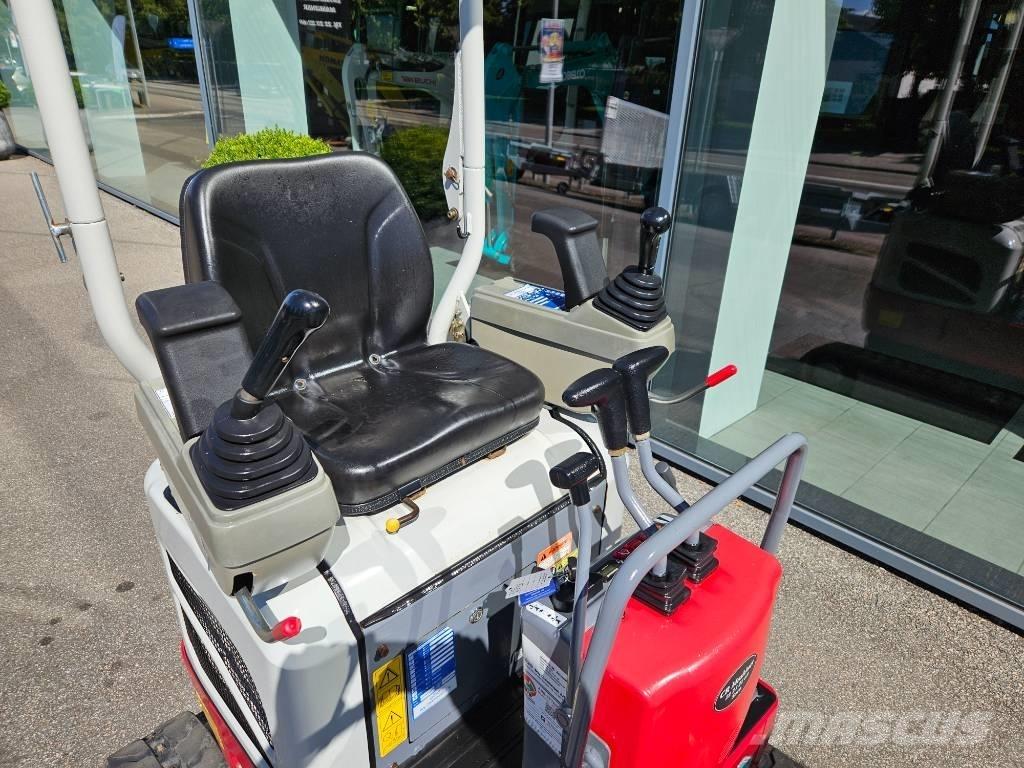 Takeuchi TB 210 حفارات صغيرة أقل من 7 طن (حفارات صغيرة)
