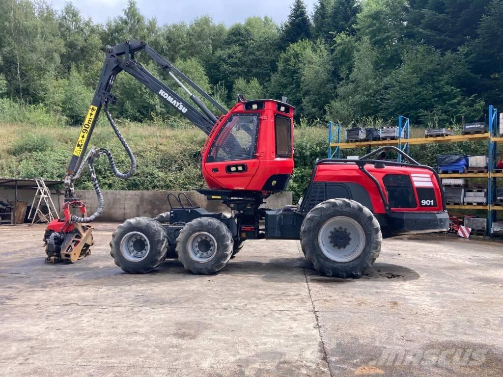Komatsu 901 حصادات