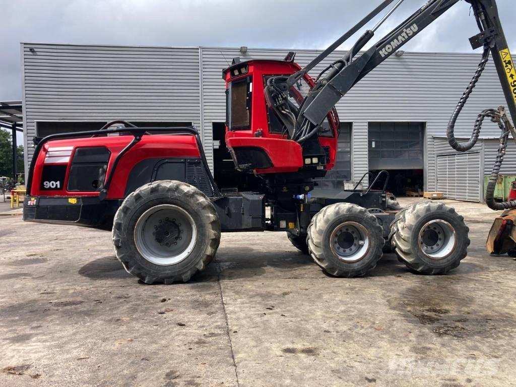 Komatsu 901 حصادات