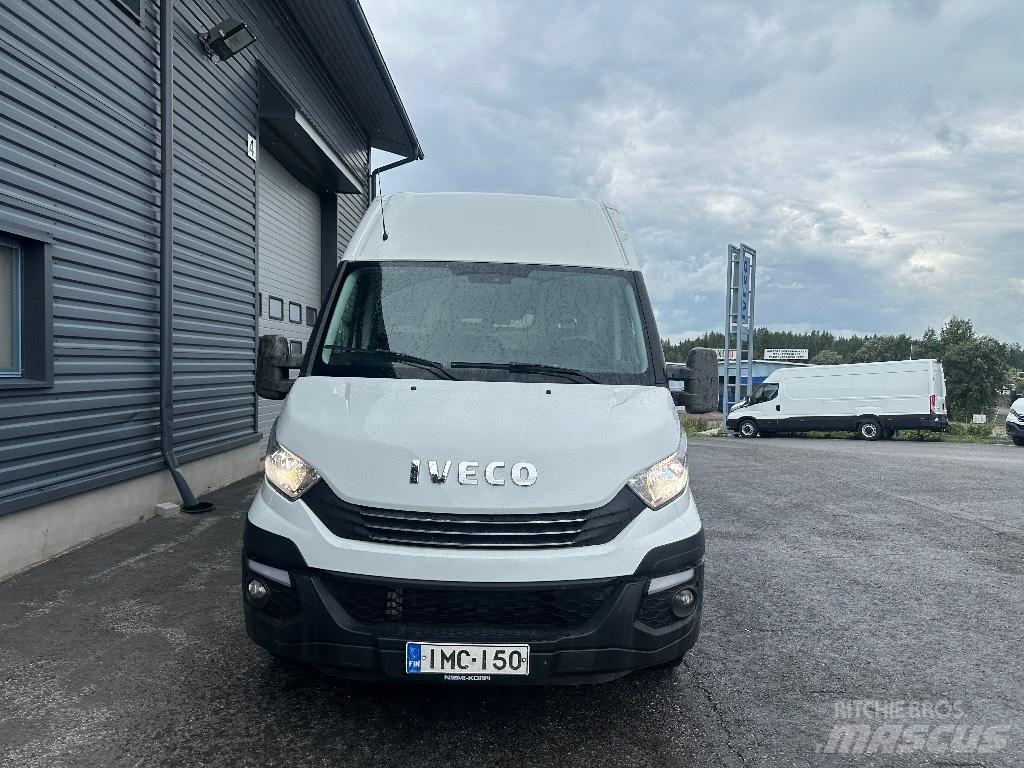 Iveco Daily 35S17 شاحنة مقفلة