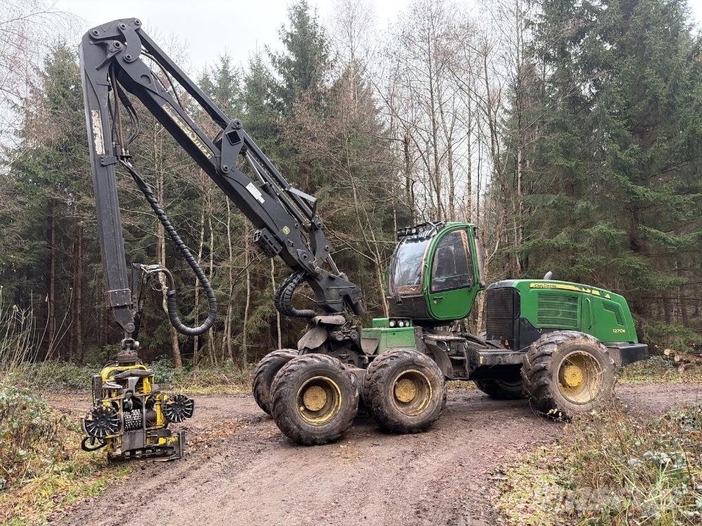 John Deere 1270 E حصادات