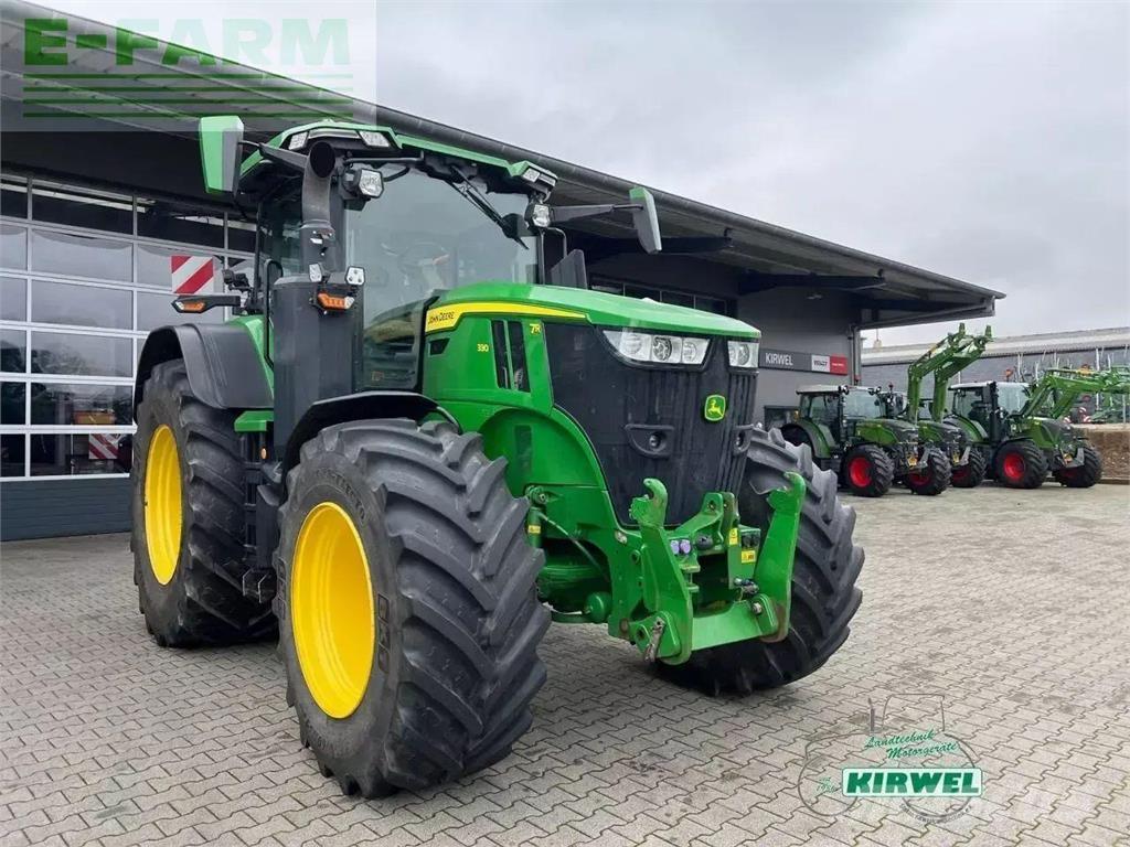 John Deere 7r 330 الجرارات