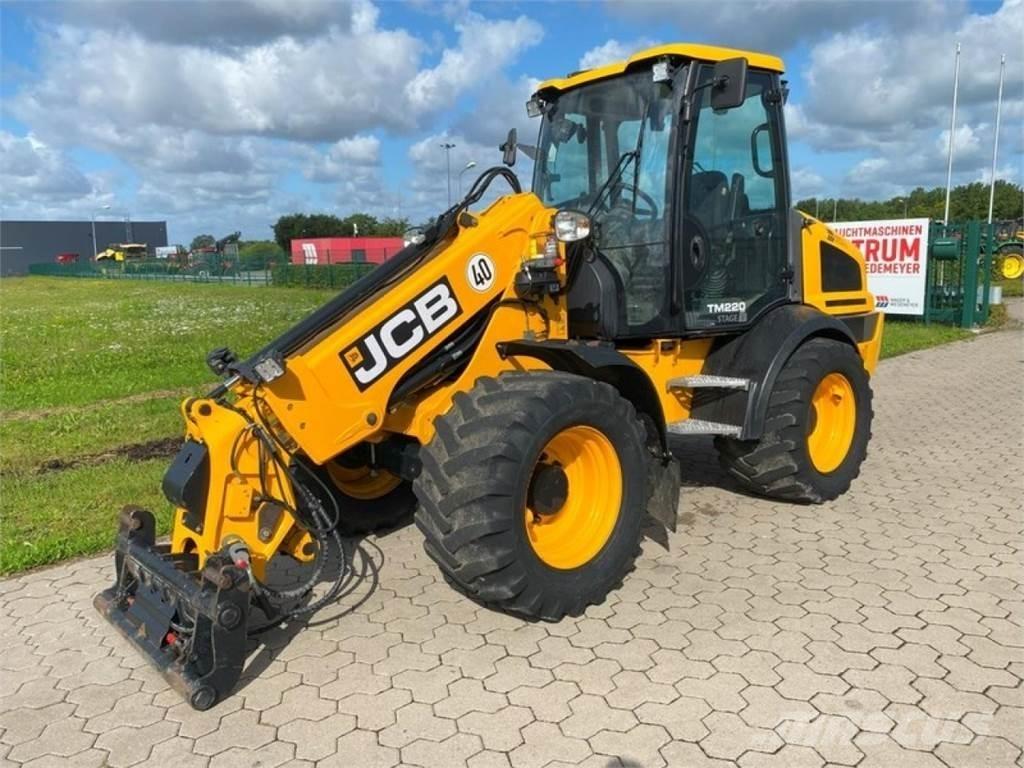 JCB TM 220 - 40 KM/H معدات مناولة لأغراض الزراعة