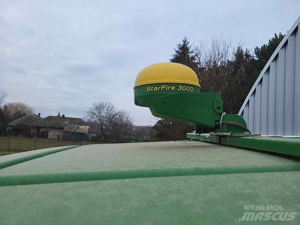 John Deere 6230 STD الجرارات