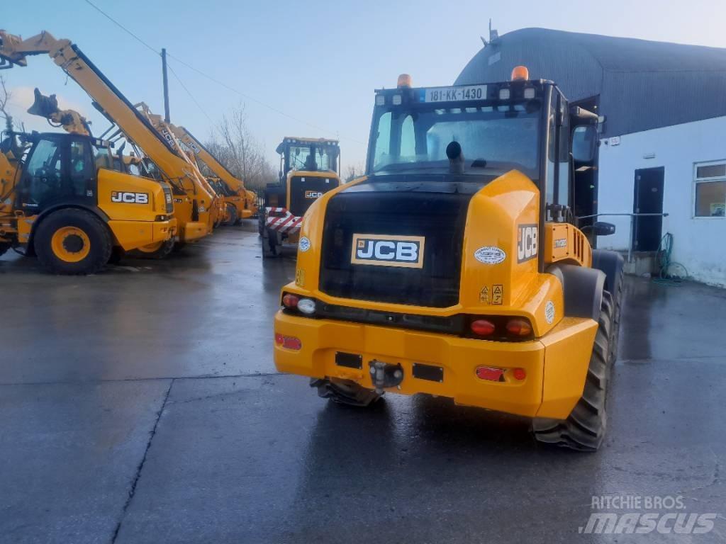 JCB TM 320 معدات مناولة لأغراض الزراعة