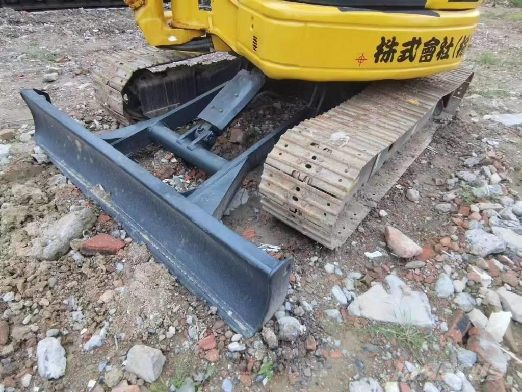 Komatsu PC40 حفارات صغيرة أقل من 7 طن (حفارات صغيرة)