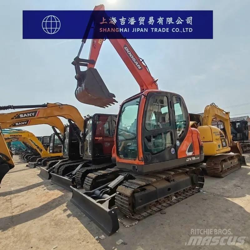 Doosan DX 75 حفارات صغيرة أقل من 7 طن (حفارات صغيرة)