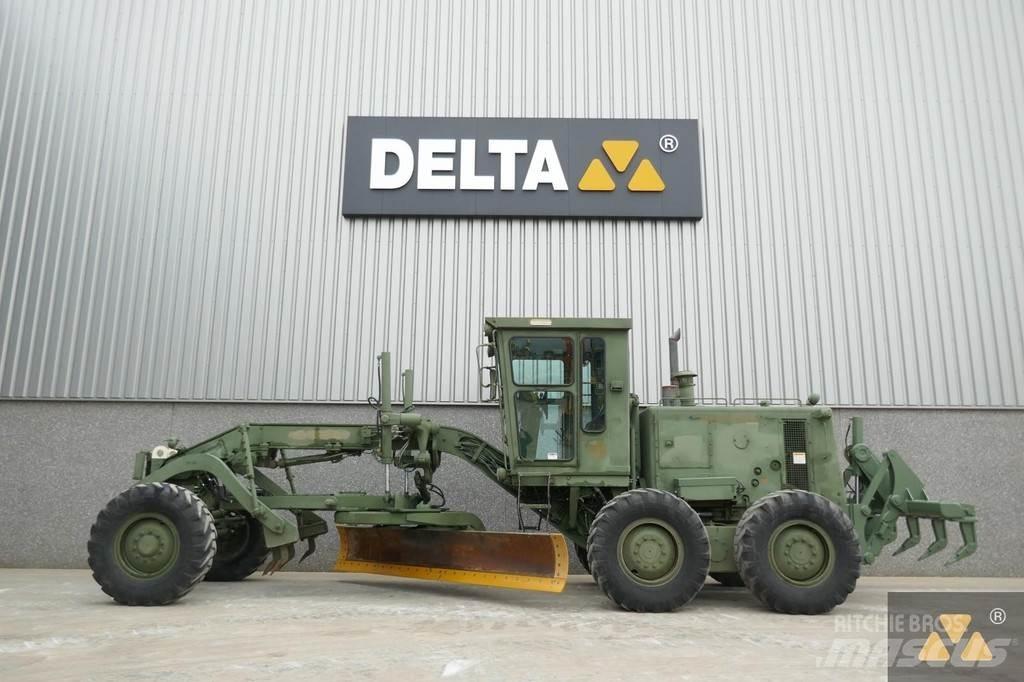 CAT 130G Ex-army معدات تمهيد الطرق