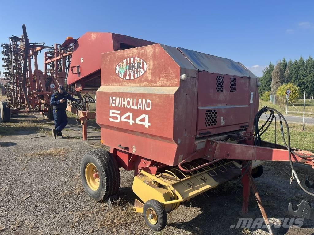 New Holland 544 محزمات مستديرة