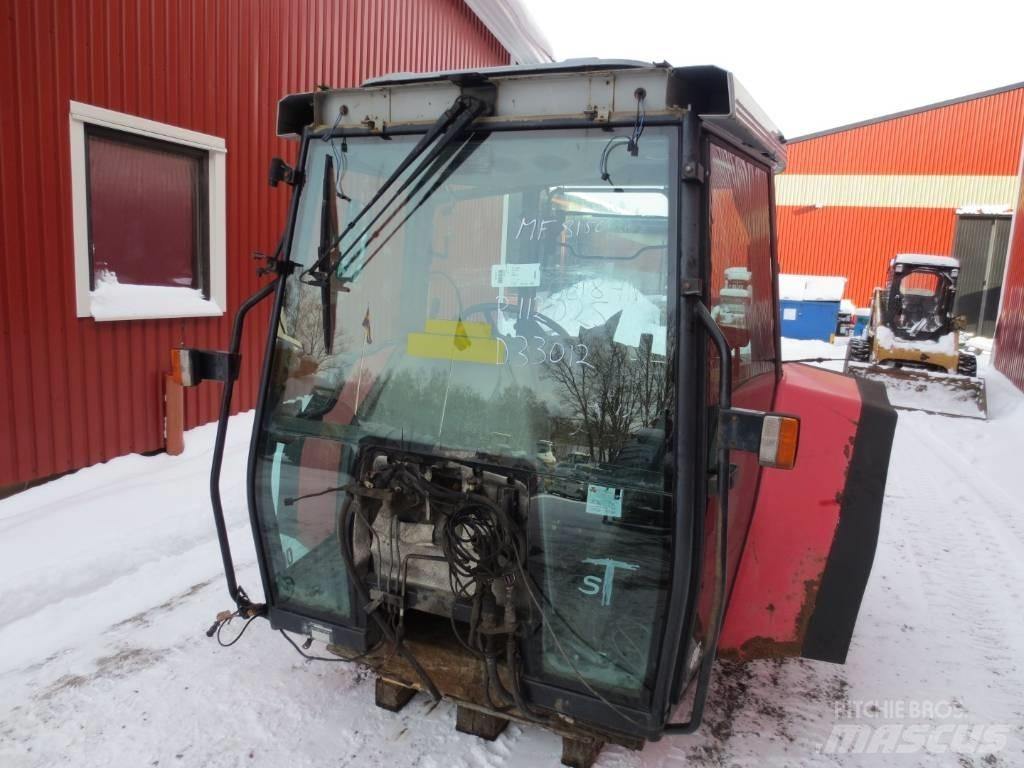 Massey Ferguson 8150 كابينة والداخلية