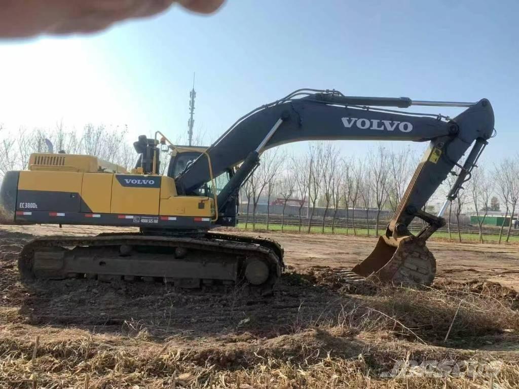 Volvo EC 380 حفارات زحافة