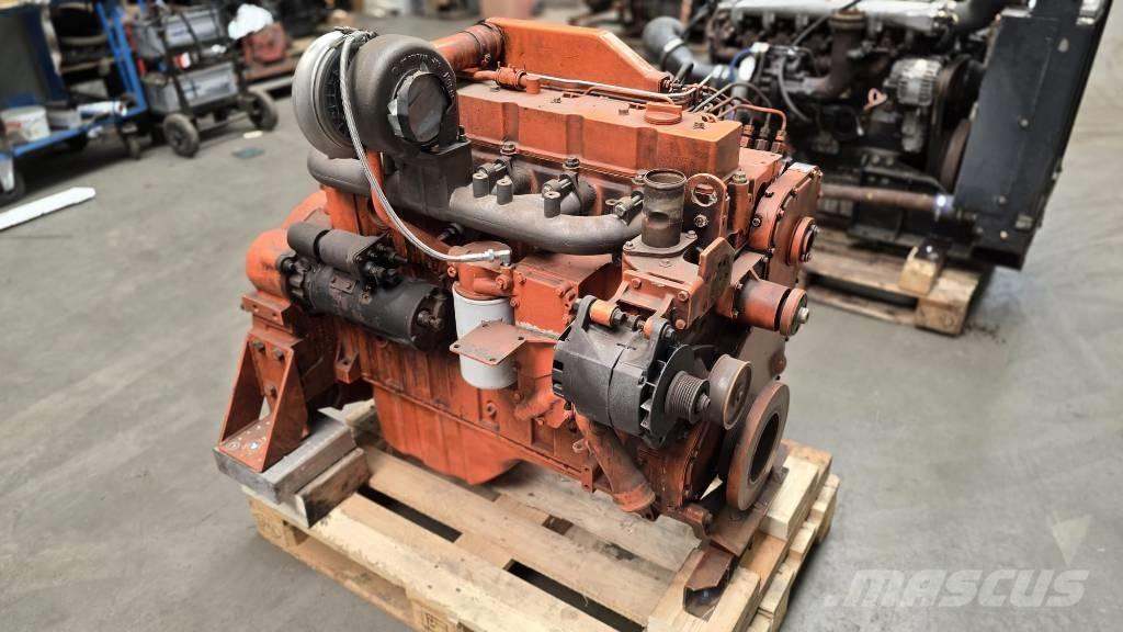 Cummins 6CTA8.3 محركات