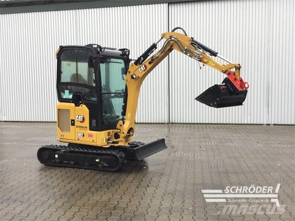 CAT 302 CR حفارات بعجل