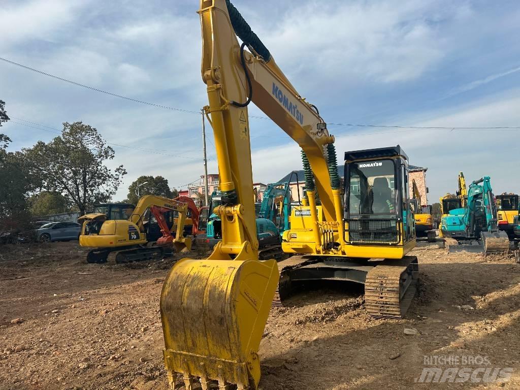 Komatsu PC 130 حفارات وسط 7 طن - 12 طن