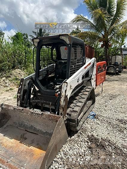 Bobcat T 450 لوادر انزلاقية التوجيه