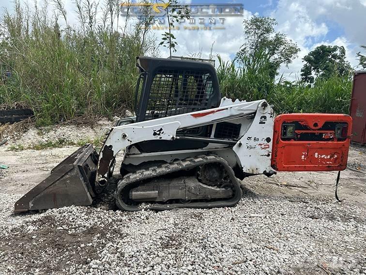 Bobcat T 450 لوادر انزلاقية التوجيه