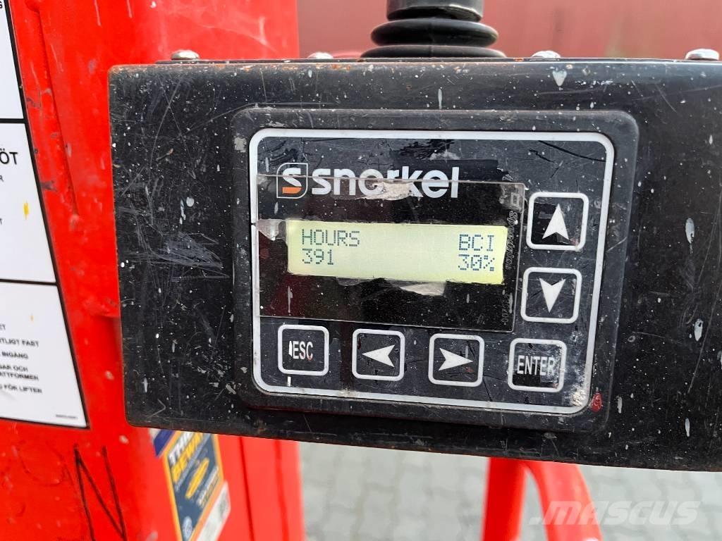 Snorkel TM 12 رافعات السارية الرأسية