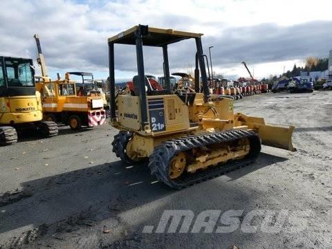 Komatsu D21P-8EO بلدوزرات مجنزرة