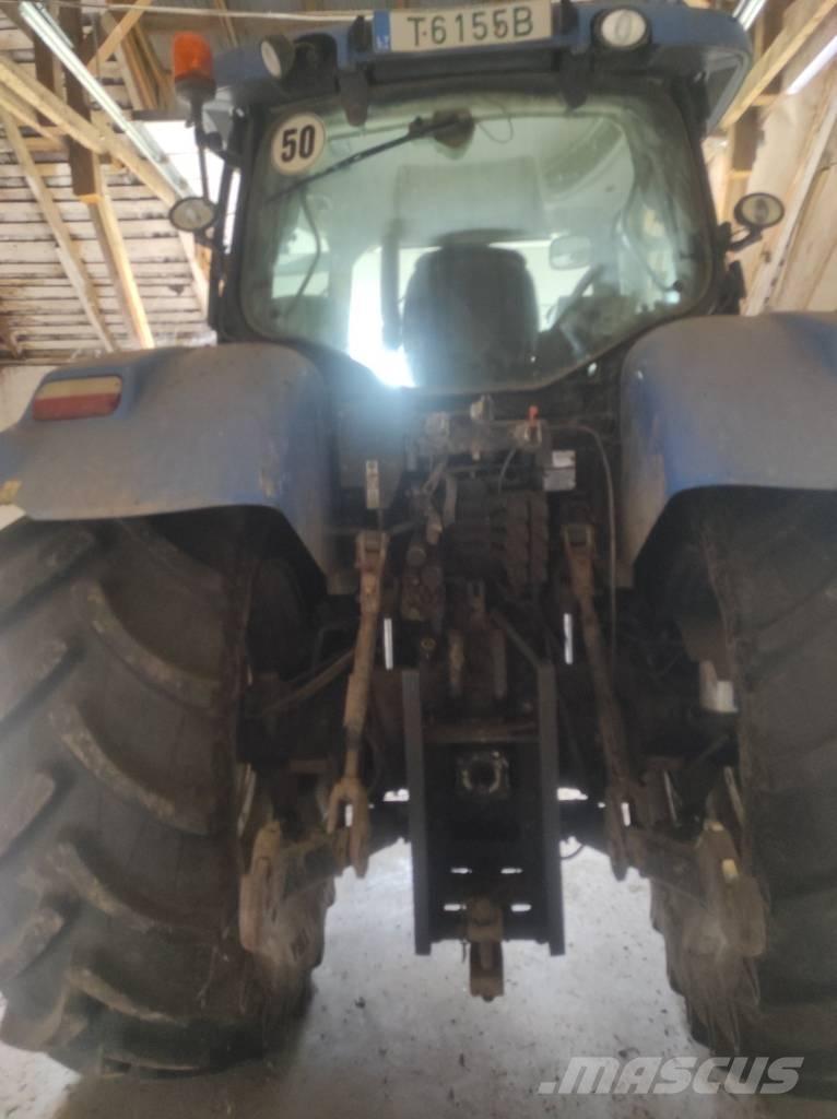 New Holland T 7.210 الجرارات