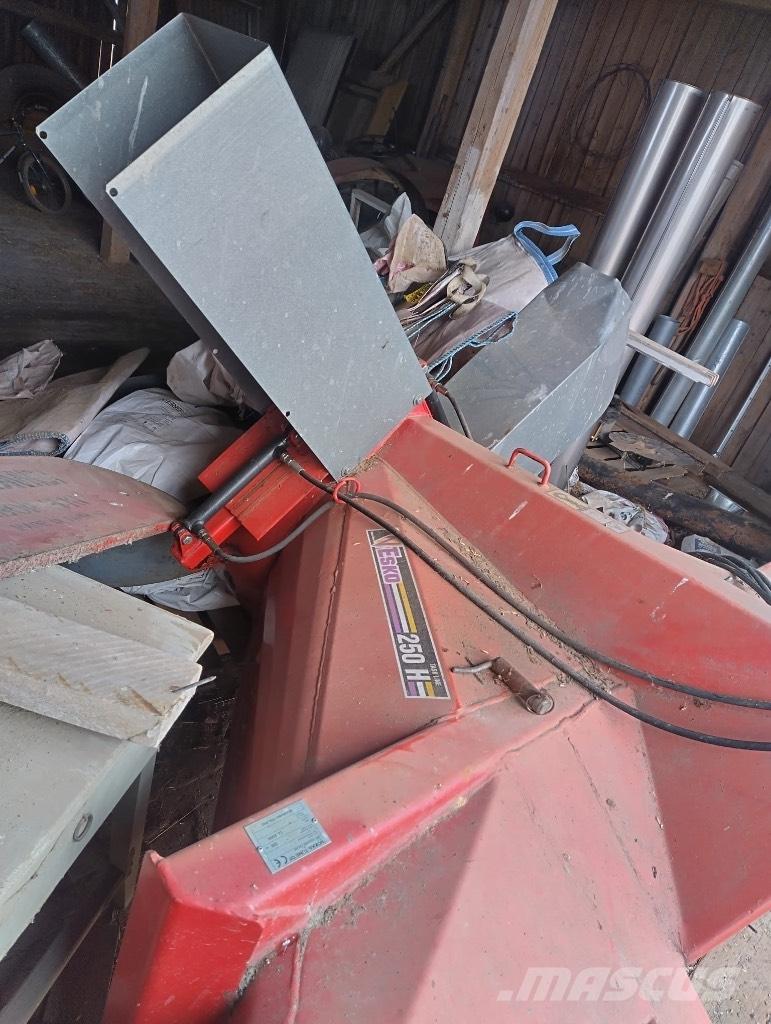 Esko 250 H قاذفات الجليد