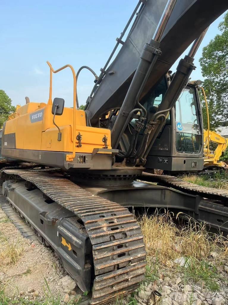 Volvo EC 480 D L حفارات زحافة