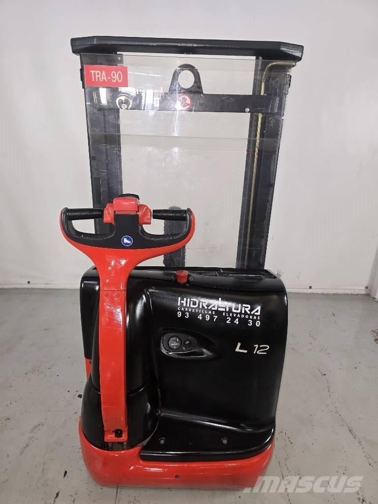 Linde L 12 شاحنات مناولة ذاتية الدفع