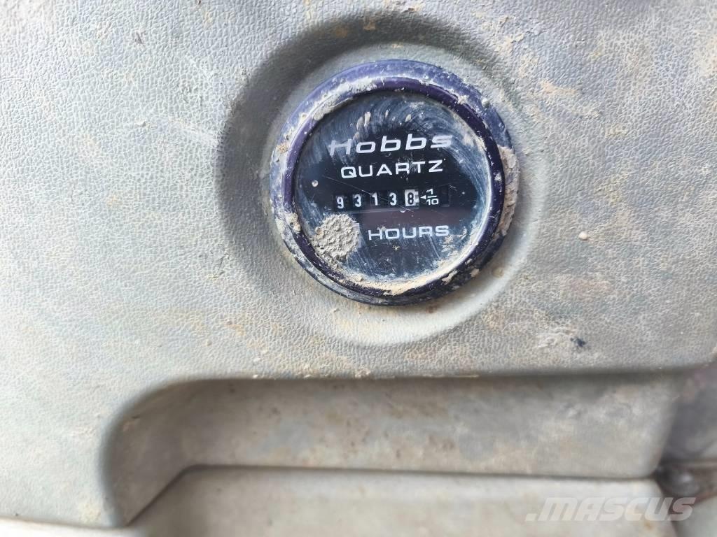 Hyundai Robex 110-7 حفارات زحافة