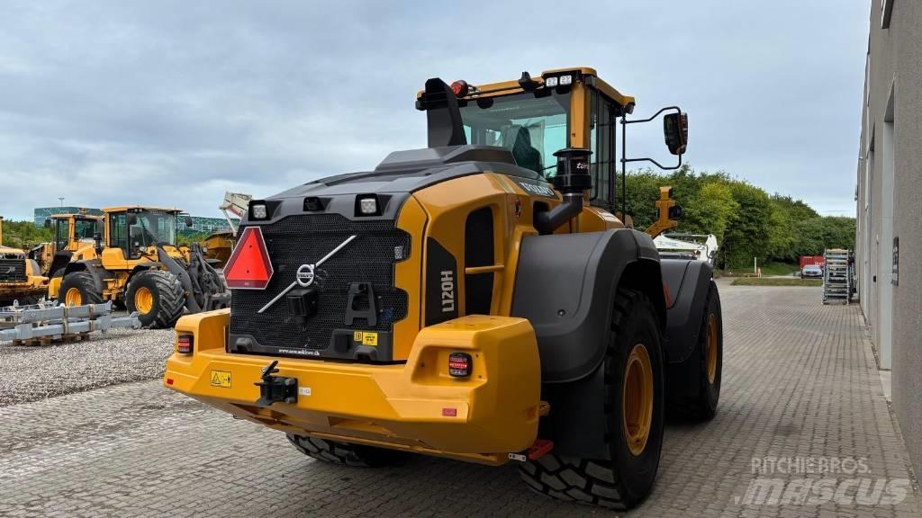 Volvo L 120 H لوادر بعجل