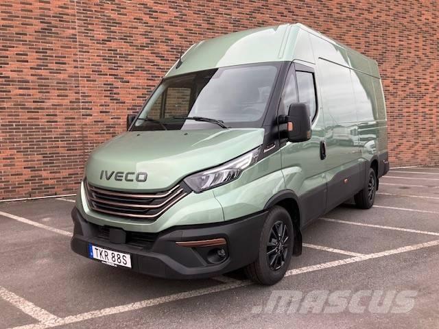 Iveco Daily 35S21HA8 شاحنة مقفلة