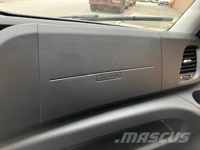 Iveco Daily 35S21HA8 شاحنة مقفلة