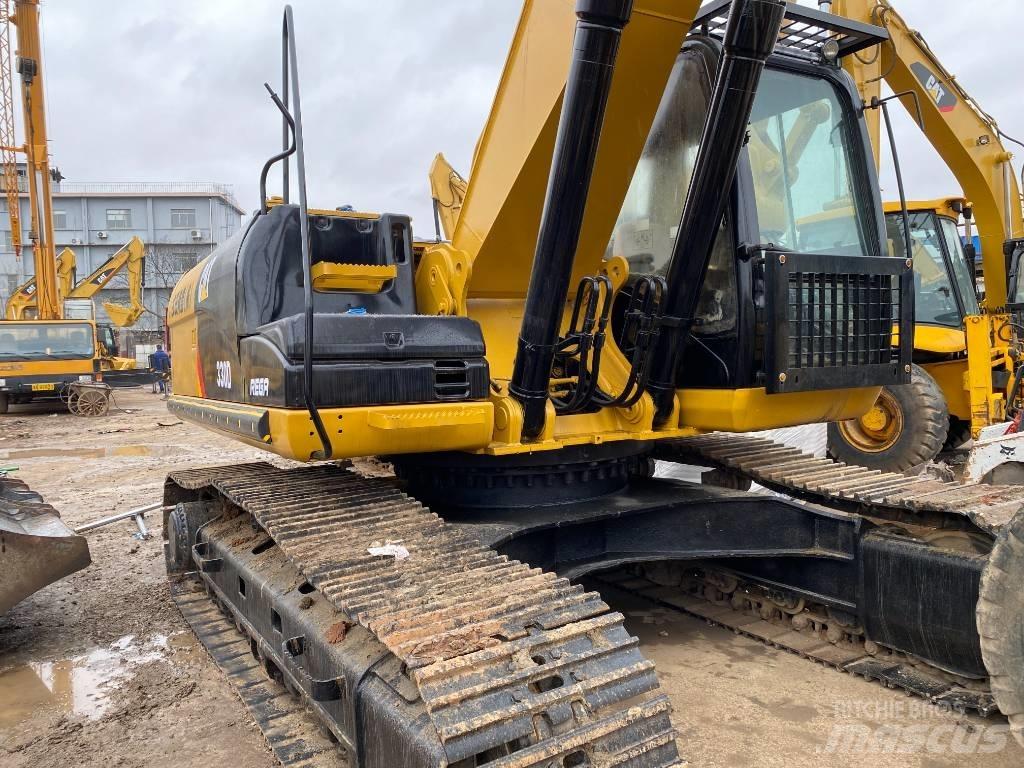 CAT 330 D حفارات زحافة